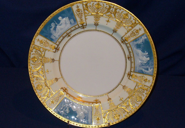 Фарфоровая тарелка (техника pte-sur-pate), Mintons China Works, 1896 г.